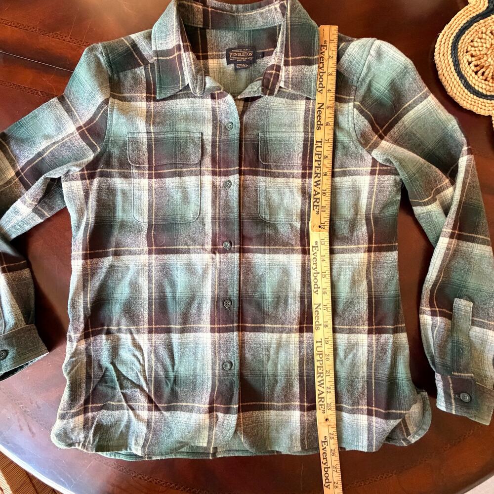 Pendleton Women’s Button Long Sleeve Shirt Shadow Plaid Flannel Large 100% wool - Picture 5 of 7